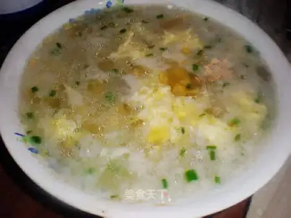 Egg and pork slices soup
