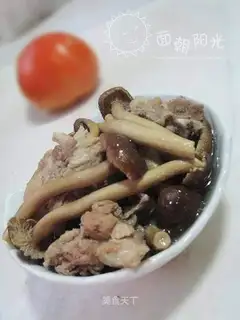 Stewed ribs with tea tree mushroom