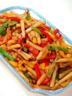 stir-fried assorted products with fish-flavored potatoes