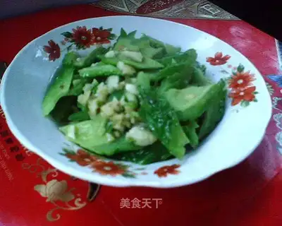 stir-fried bitter gourd