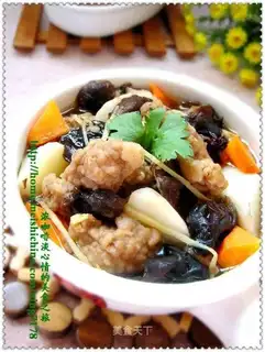 Steamed yam with crispy pork