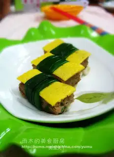 tricolor roll