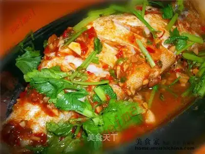 Steamed grouper with spicy bean paste