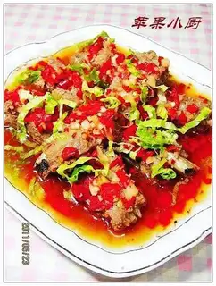 Steamed pork ribs with chopped pepper