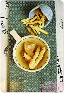 Stewed lean meat with local silkworm