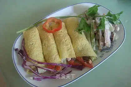 Delicious salad omelet