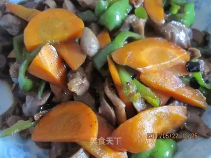 Green pepper carrot chicken gizzard