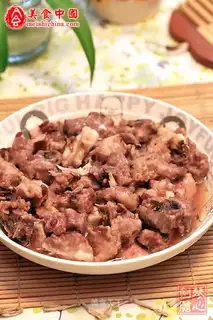 Steamed pork ribs with taro