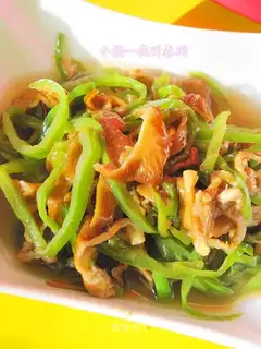 Pepper flavored stewed sausage