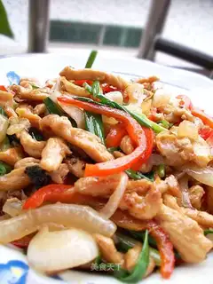 stir-fried shredded chicken with onion