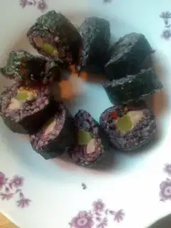 Cereal grains sushi