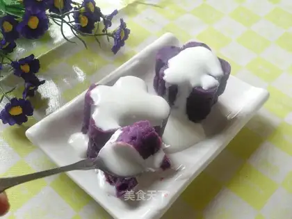 Yogurt purple potato mashed