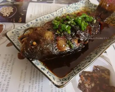 braised crucian carp