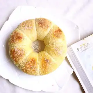 The yogurt ring bread