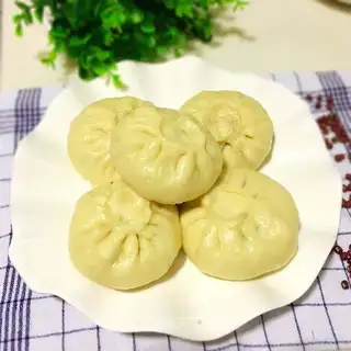 Red bean buns