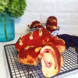 Hungarian bacon bread