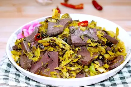 Sour sauce, lamb blood