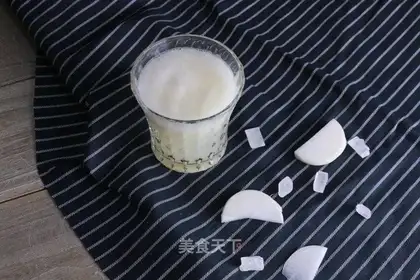Sugar and radish juice