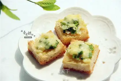 Garlic cheese toast