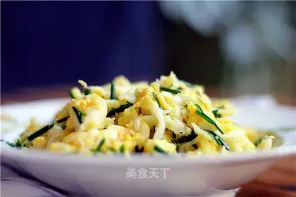 Egg aroma and silverfish