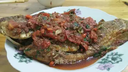 Fresh spicy fried tiloff
