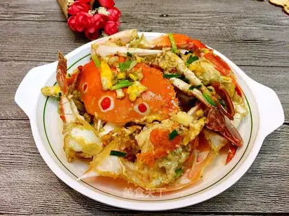 Eggs and crabs