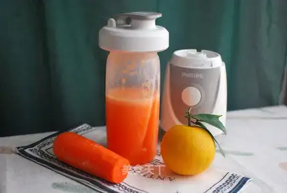 Fresh orange carrot juice