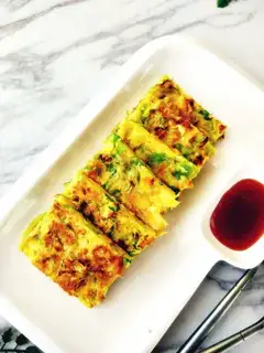 A cabbage eggcake