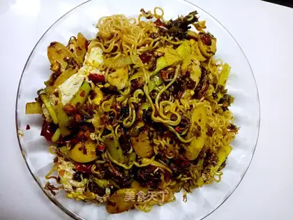 Fried noodles