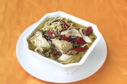 The sour fish of the red fruit family recipe
