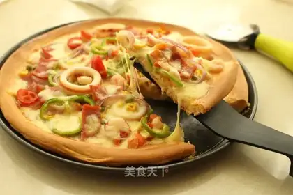 Seafood Big Pizza - Home Edition