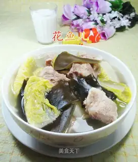 Seaweed broccoli soup