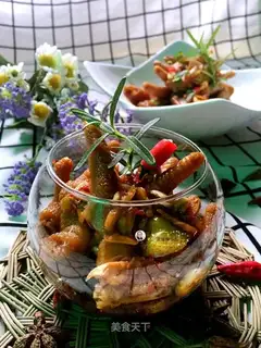 Sour chicken claws