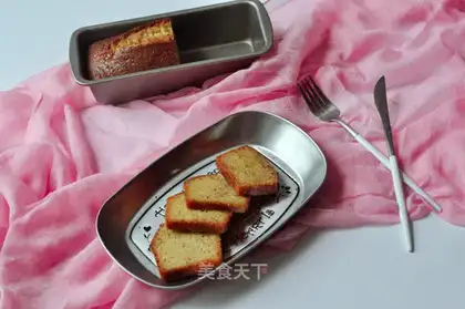 Banana pound cake