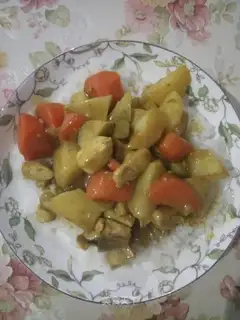 Curry chicken