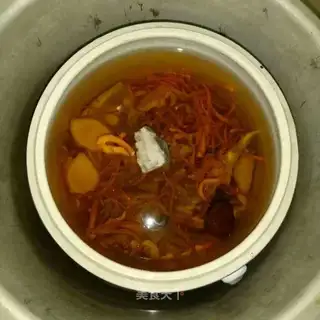 Crocodile-creas soup