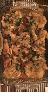 Western tomato roasted chicken leg