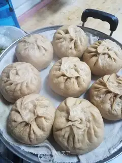 The pasta veggie bun