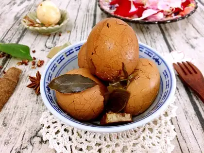 Five spicy tea eggs