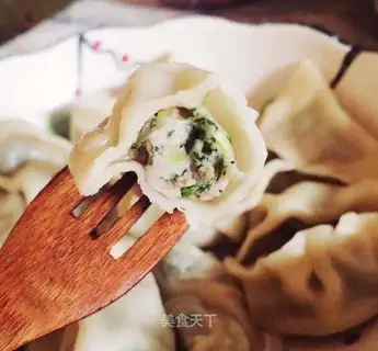 Porridge pork dumplings