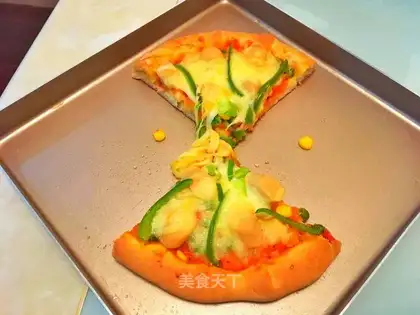 Pyramid chicken sausage pizza