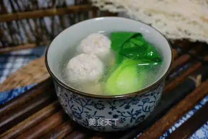 Tofu meatball soup