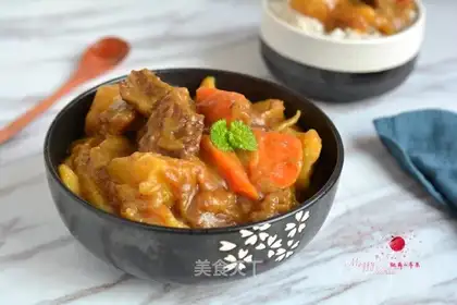 Curry beef potatoes