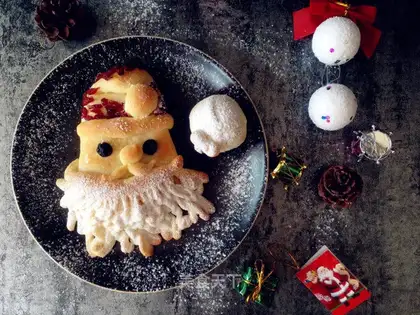 Santa's bread