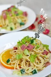 Ham salad noodles