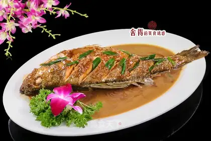 Sour sauce and sea bass