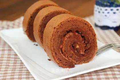 Mocha's chocolate cake roll