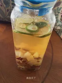 Lemonapple cinnamon date tea