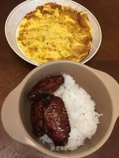 Red chicken wings
