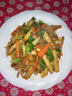 Carrot-cracked fried meat